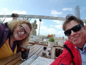 Het gelukkigst op die dagen dat je relaxed met je vrouw op stap kunt...