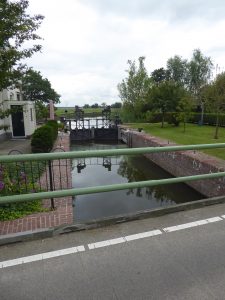 Sluisje net voorbij Weesp.